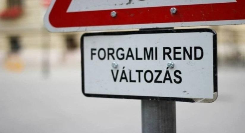 Forgalmirend-változás a disznótoros miatt