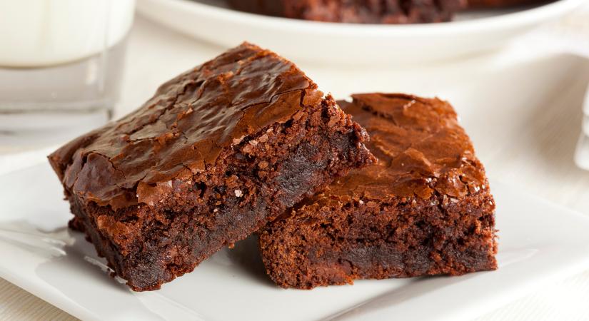 Így lesz kívül ropogós, belül szinte folyósan lágy a brownie