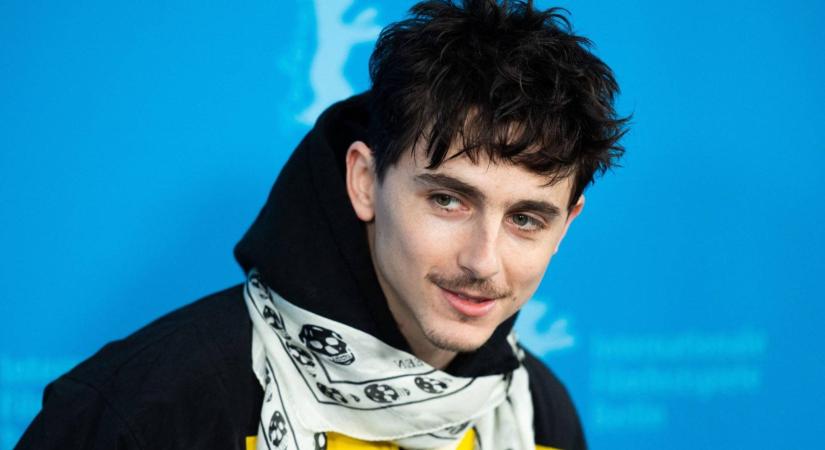 Timothée Chalamet: „Komoly filmeket csinálok, de ettől még nem kell magamat mindig komolyan venni”