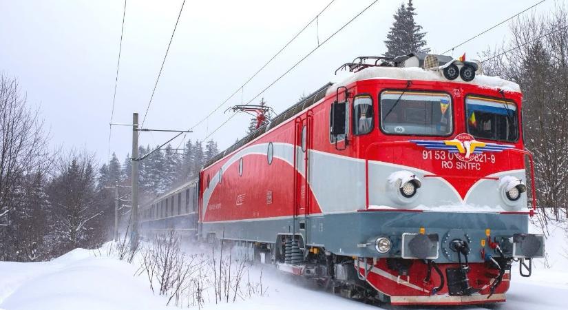 Kisiklott egy személyvonat Háromszéken, leállt a vasúti forgalom