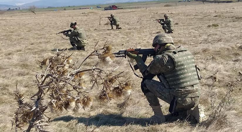 Ismét lövöldöznek: ezen a héten újabb hadgyakorlat zajlik a sepsiszentgyörgyi lőtéren