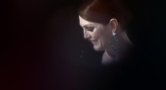 Trumpék kitiltották Julianne Moore gyerekkönyvét egy sor amerikai iskolából