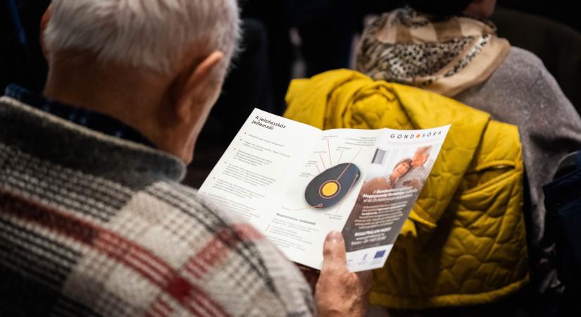 Gondosóra: már ott is lehet regisztrálni, ahová gyakrabban járnak a nyugdíjasok