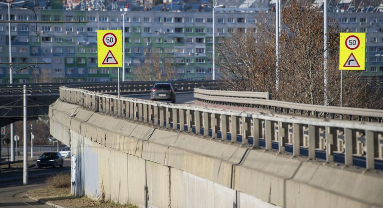 Autósok, figyelem: hamarosan indul egy forgalmas budapesti felüljáró korszerűsítése