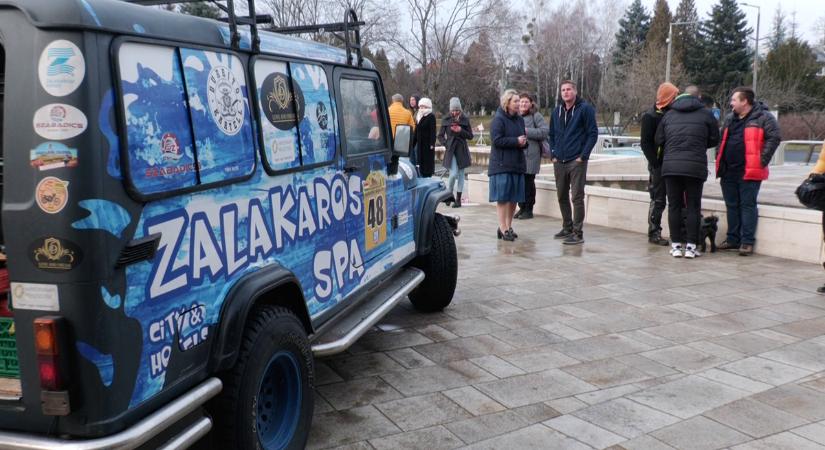 Hazatért a sivatagot legyőző testvérpár