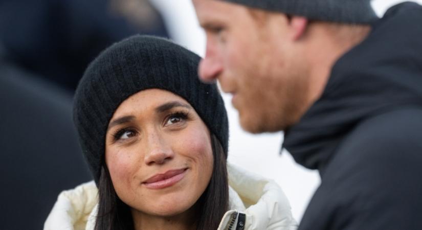 Erre a 35 éves sármos hírességre cserélheti le Meghan Harryt: a hercegné áradozott a férfiról, nem győzött bókolni neki