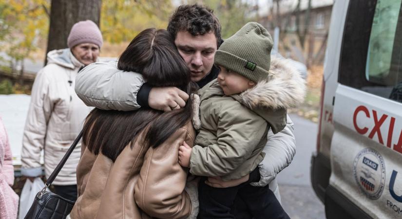 Így zajlik az oktatás a front vonalán