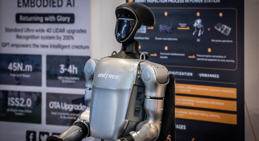 Már Magyarországon is kapható a szuper olcsó humanoid robot