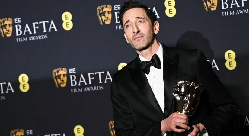 BAFTA-gála: A nyertesek mellett a ruháké volt a főszerep