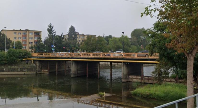 Megújul a kolozsvári Garibaldi híd