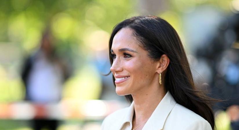 Meghan hercegné váratlan bejelentést tett: a királyi családnak is odaszúrt