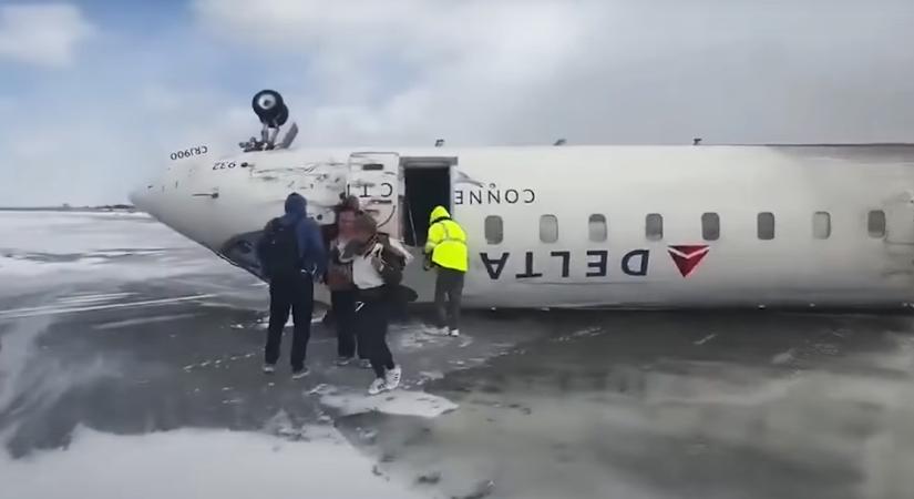 Előkerült egy videó a leszállás után rögtön a hátára forduló és kigyulladó Delta-gépről