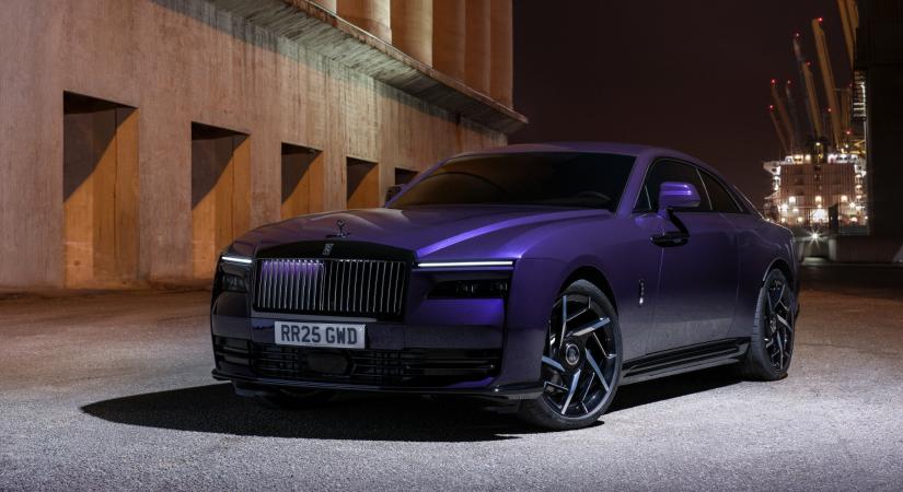 A valaha volt legerősebb Rolls-Royce a Spectre Black Badge