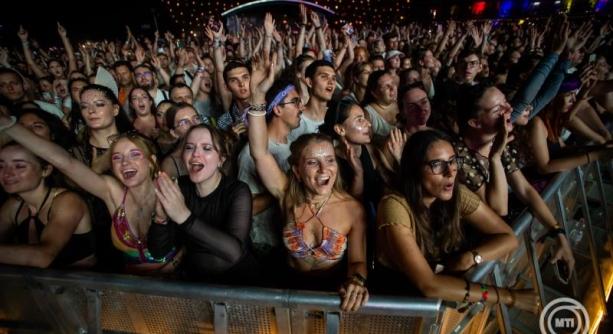 Billy Idol nyáron ismét a Budapest Parkban lép fel