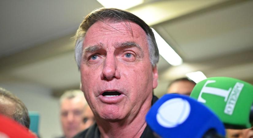 Brazília: puccsal vádolják a volt elnököt – Bolsonaro tagad