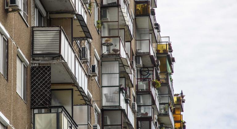 A lepukkant fővárosi lakások miatt még a legtehetősebbek egy része is energiaszegénységben él