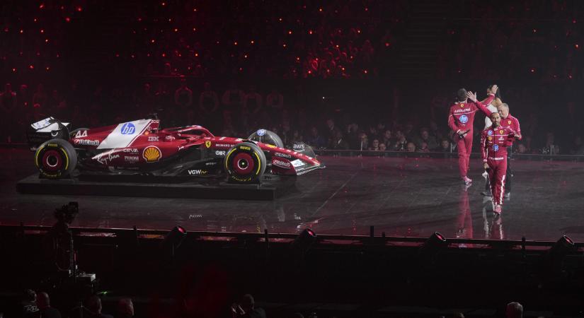 Az idősebbek a fejüket ingatják, a TikTok-generáció tapsol – ilyen volt a londoni F1-es show