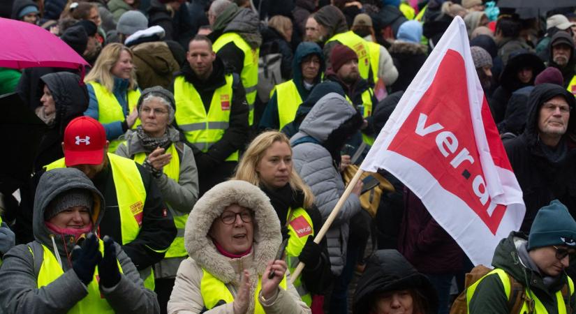 Leáll Németország: több tízezer dolgozó indít sztrájkot pénteken – megszakadtak a bértárgyalások