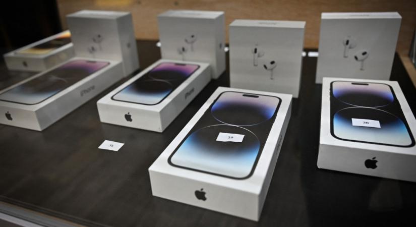 Itt a meglepetés: olcsó iPhone-t mutatott be az Apple - Ezt lehet tudni róla