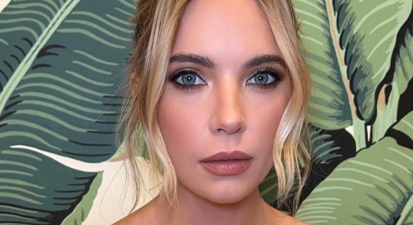 Ashley Benson egykori otthonának retro fürdőjét akarja most mindenki: egyszerűen csodás