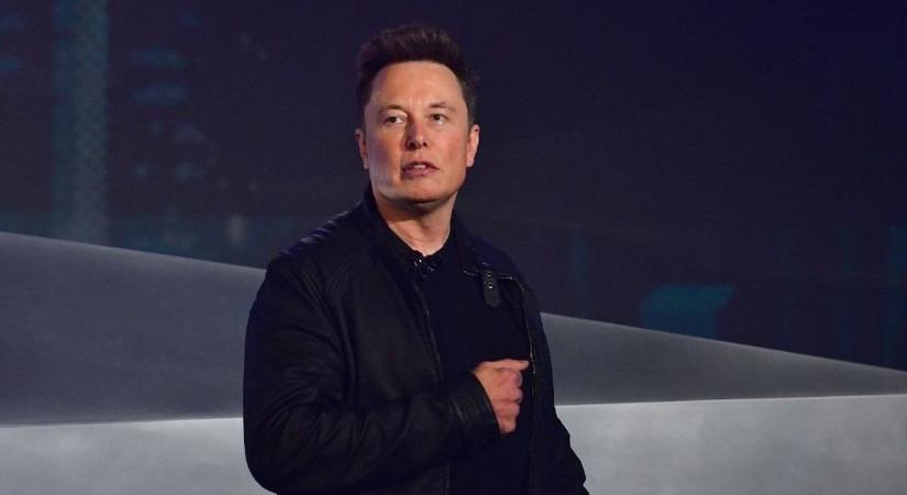 Musk odacsapott a Trumpot sértegető ukrán diktátornak