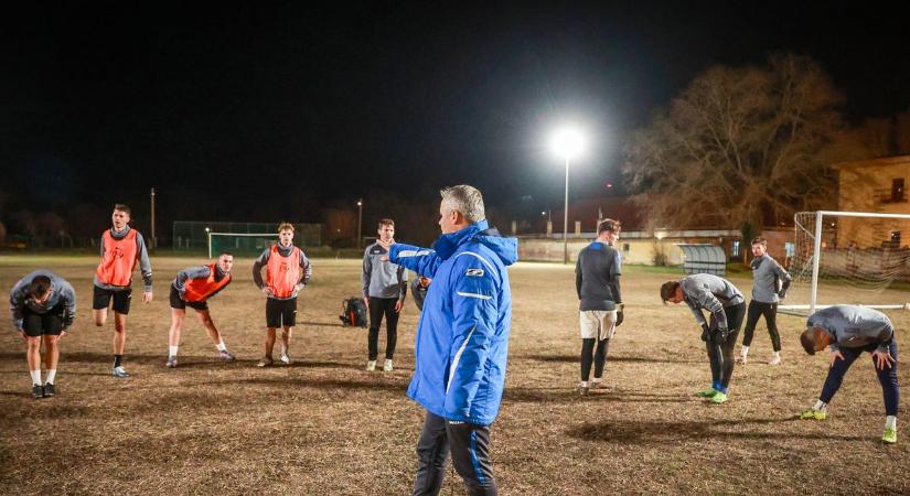 Felkészülési mérkőzések, átigazolások: így zajlott a téli szünet a vármegyei élvonalban