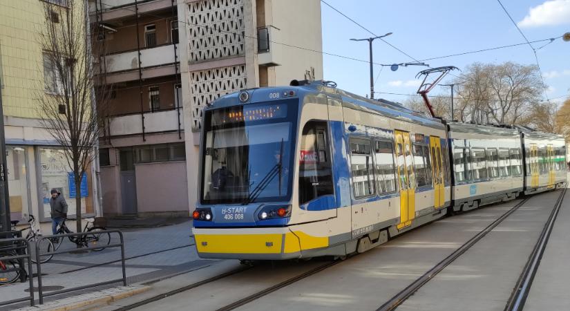 Besárgult a tram-trainek orra