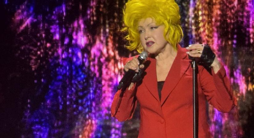 Cyndi Lauper: női energiák és igazi színek a Papp László Sportarénában