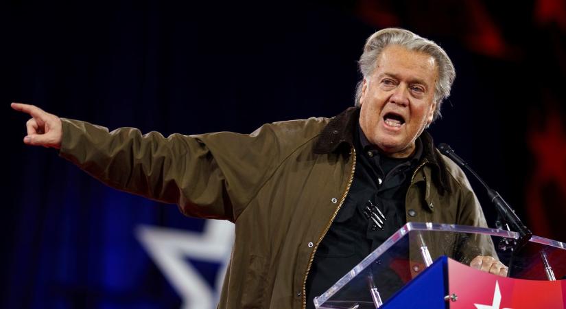 Hatalmas port kavart Steve Bannon karlendítése – Még a szélsőjobb is kiakadt!