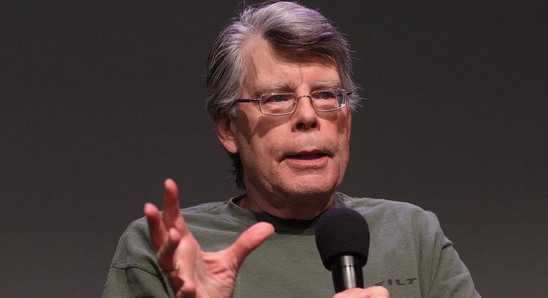 Áruló sz*rházinak nevezte Donald Trumpot Stephen King