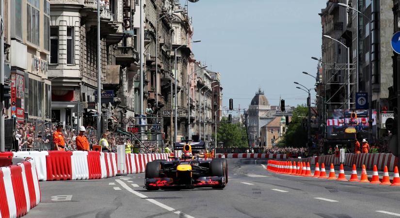 F1: 7 év után újra Budapesten repesztenek a Red Bullok