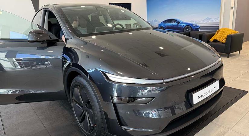 Megérkezett a felfrissített Tesla Model Y legolcsóbb változata