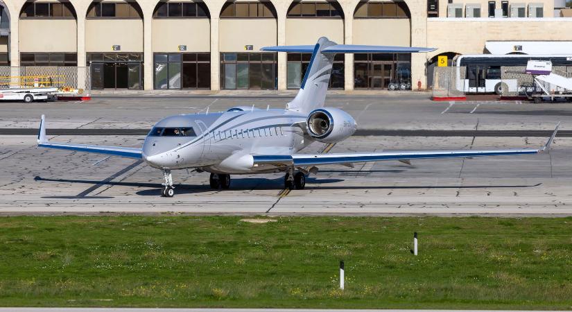 Mészáros Lőrinc magángépe csak játékrepülő a világ legdrágább privát Boeing-jéhez képest