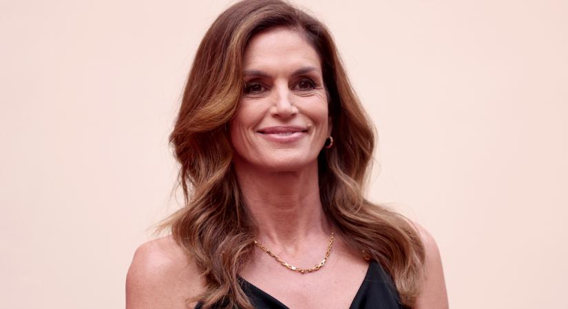 Cindy Crawford 59 éves lett: soha nem látott régi fotót posztolt a gyönyörű modell