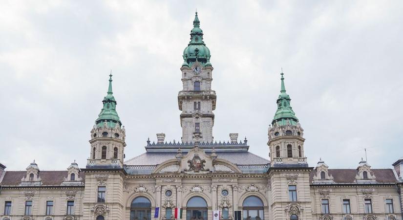 Elnapolta a győri polgármester a költségvetési vitát