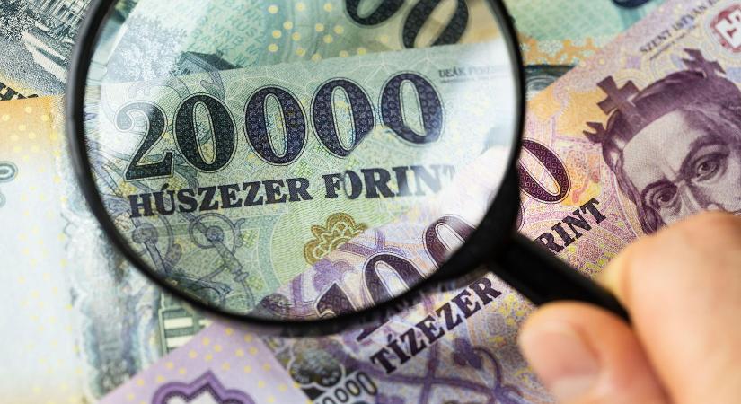 Összegyűjtötte az összes magyar papírpénzt, most 14 millió forintért árulja