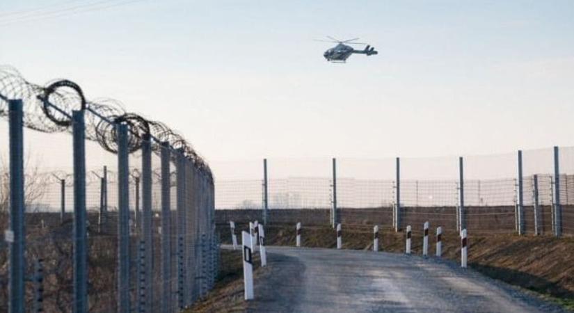 Több mint egy tucat határsértőt tartóztattak fel a rendőrök