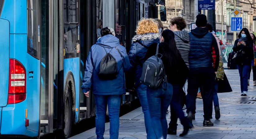 Egyes budapesti járatok megszüntetésével járhat a metróbusz-rendszer bevezetése