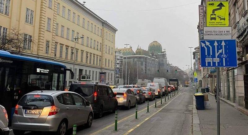 Egyre többet tudni az új KRESZ-ről – ez történt a 8. héten