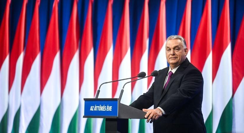 A Magyar Péterrel lepaktáló Ruszin-Szendi Romulusznak is üzent Orbán az évértékelőn