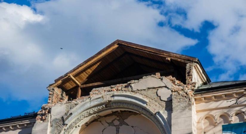Súlyos károkat szenvedett az egykori sziszeki zsinagóga épülete