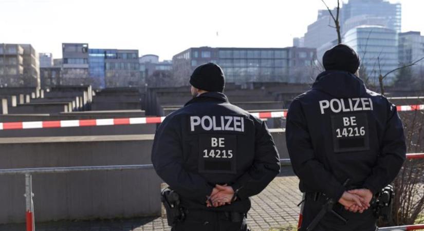 A berlini szír késelő hetek óta tervezte, hogy zsidókat fog megölni