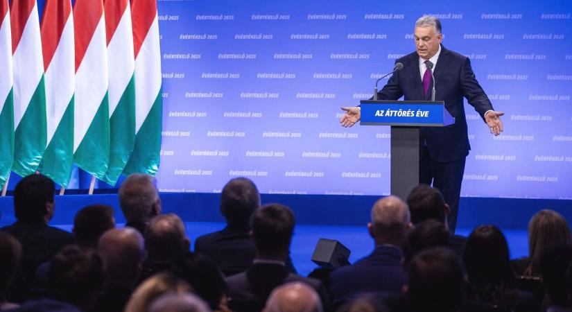 Orbán Viktor szerint a hadseregből a pártpolitikát kifelé kell vinni, nem befelé