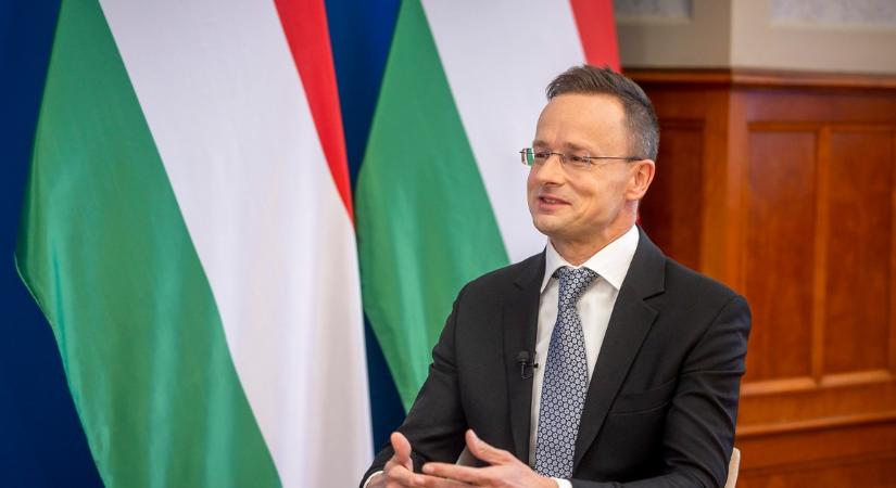 Szijjártó Péter ígérete: „Az idei esztendőben 100 új gyár építése fog megindulni” – videó