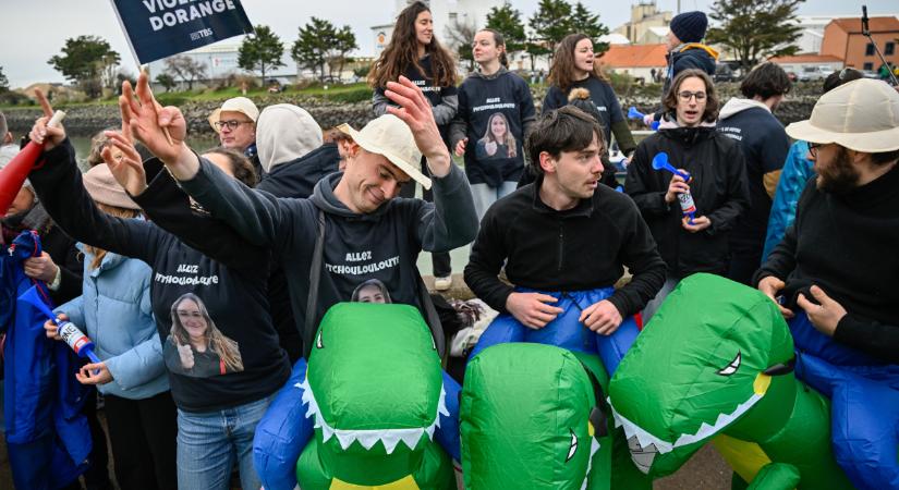 Vendée Globe 2024-25, százötödik nap - az első, a századik