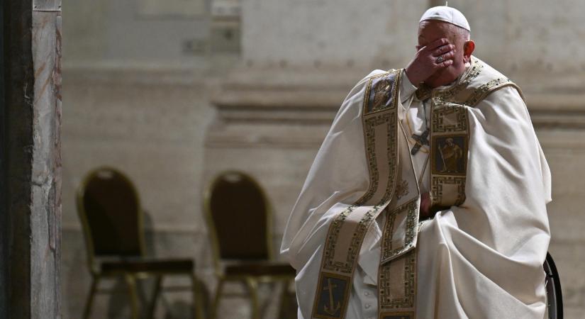 Azt kéri a katolikus hívőktől Ferenc pápa, hogy imádkozzanak érte - a nap hírei