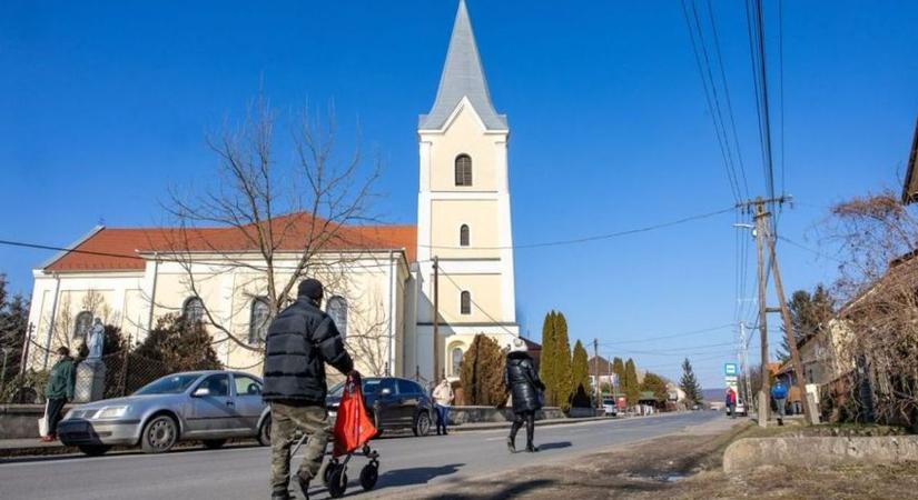 Megbéníthatják a kistelepüléseket a hirtelen beköltöző tömegek