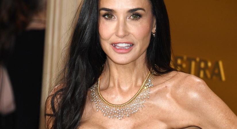 Aggódnak rajongói: brutális, ahogy megjelent a díjátadón Demi Moore