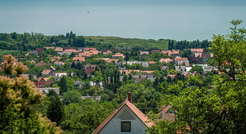 A kistelepülések védelme érdekében új törvényt dolgoznak ki