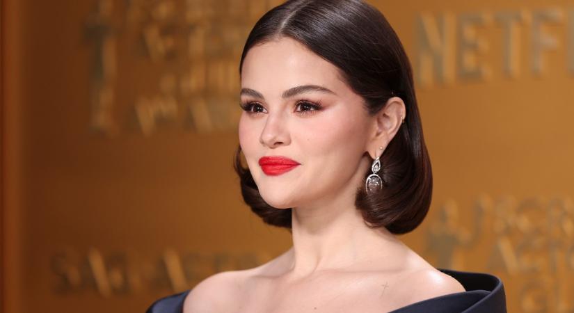 Gömbölydeden is imádtuk, de nézd: felére fogyott Selena Gomez (fotó)